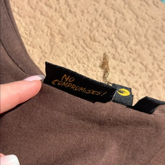 Gasp Iron Camp Throwback Tank in Timber XL NWT - Picture 12 of 14